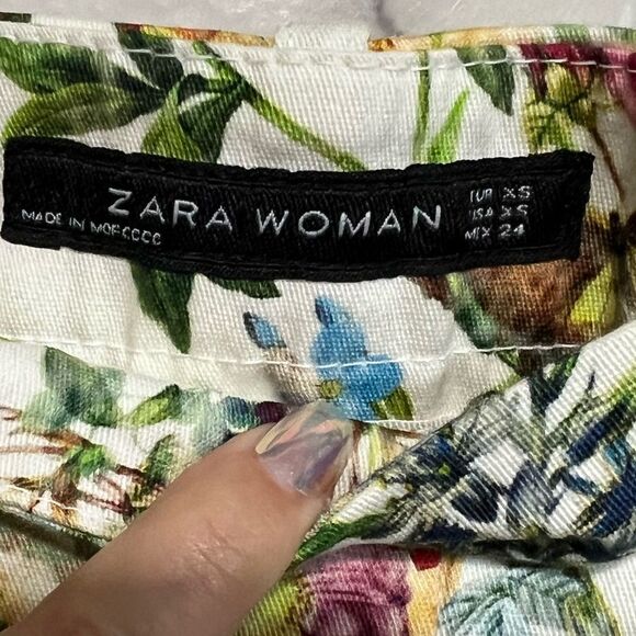 Zara Floral Straight Leg Pants - Multicolor - Picture 3 of 9